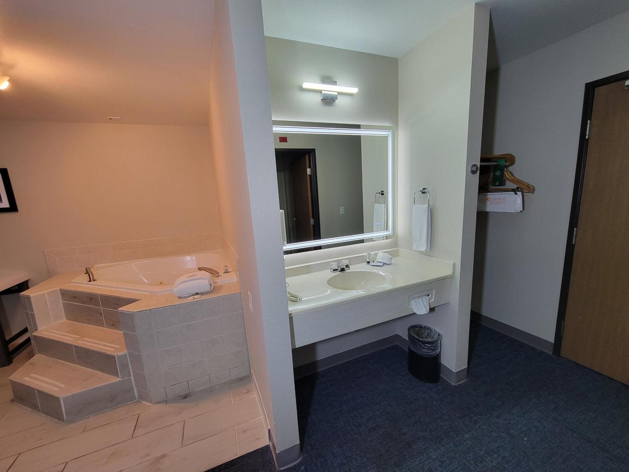 Quality Inn Port Orchard Exterior foto